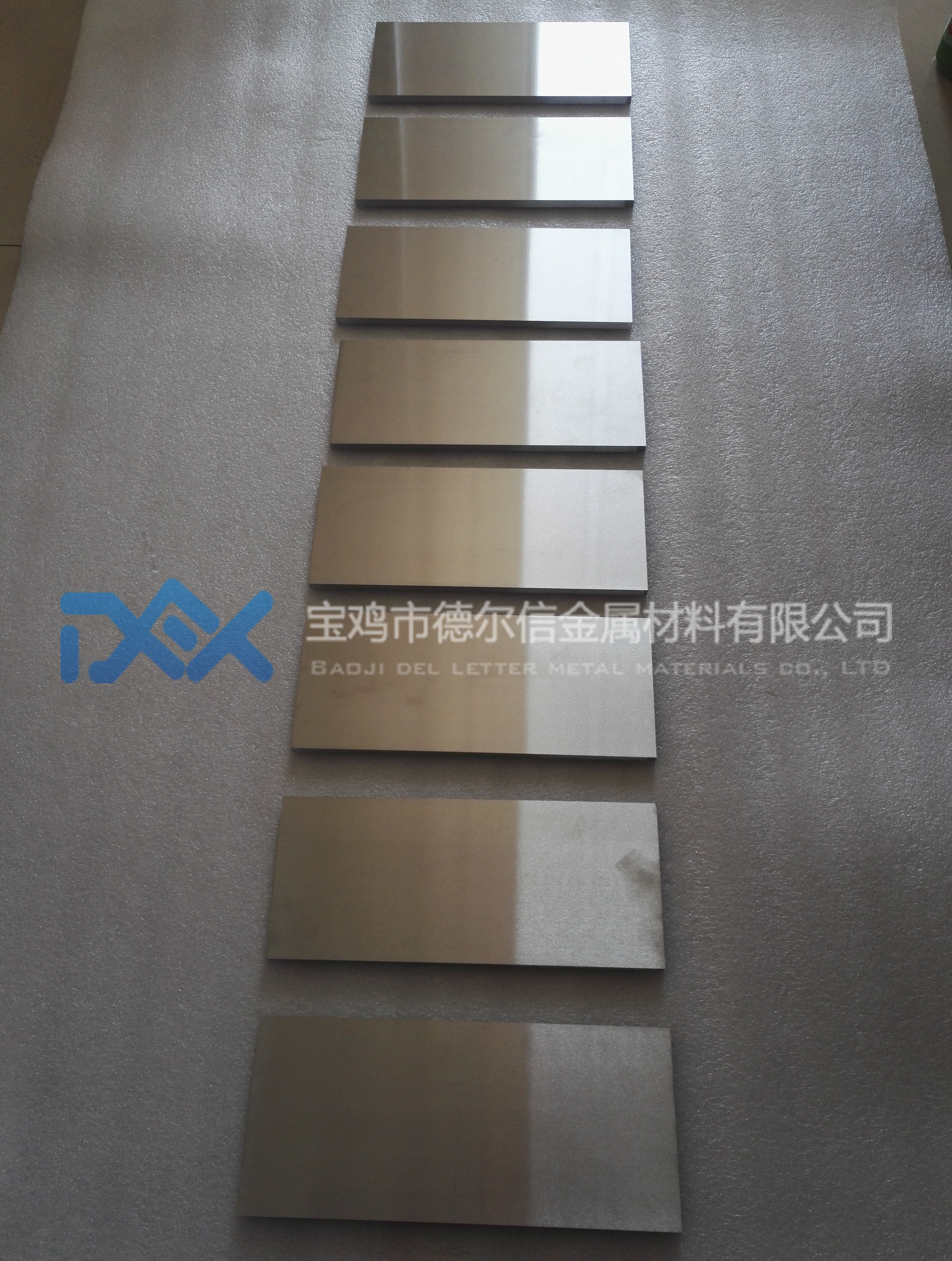 Polished tungsten plate